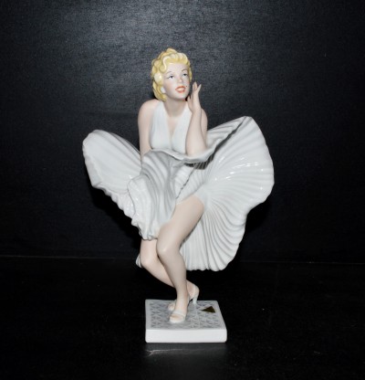 porcelánová soška Marilyn Monroe, saxe